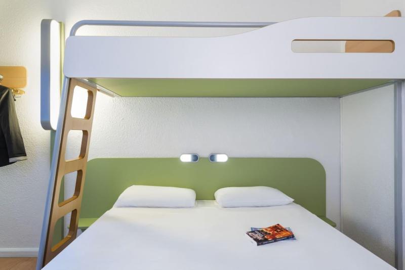 Ibis Budget Grenoble Sud Seyssins Exterior photo