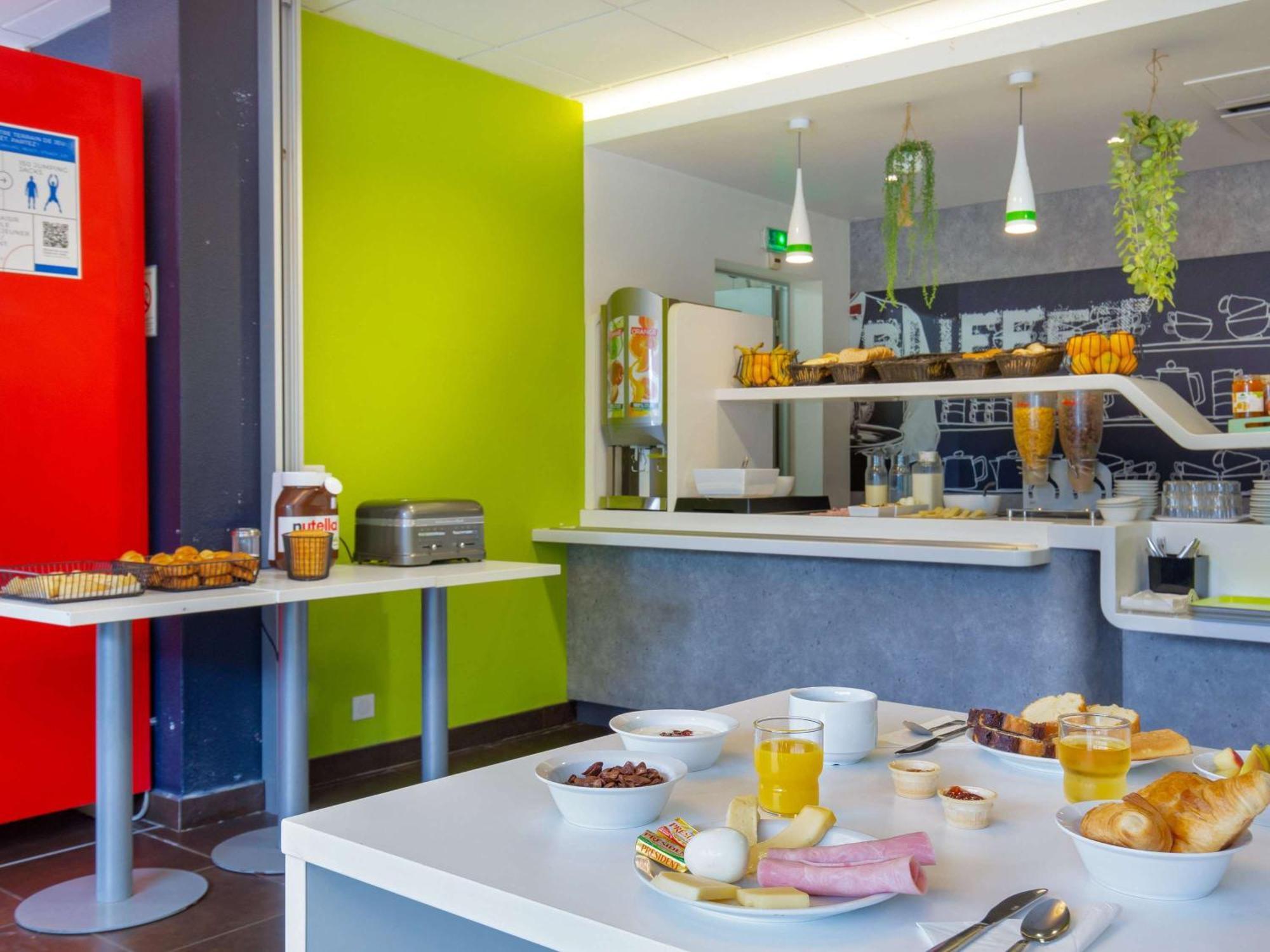 Ibis Budget Grenoble Sud Seyssins Exterior photo